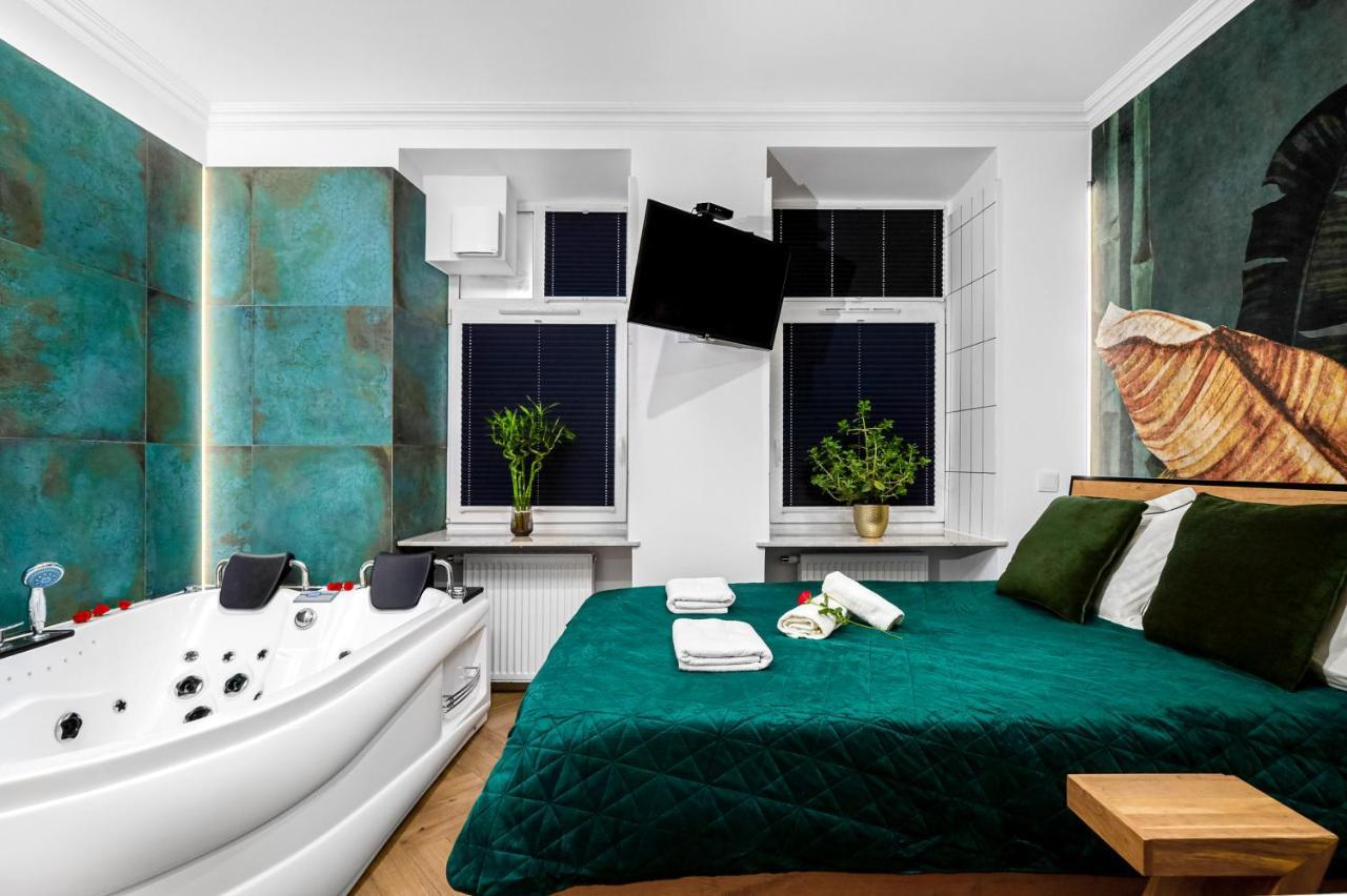 Jacuzzi & Bike Apartment, Krakau Exterior foto